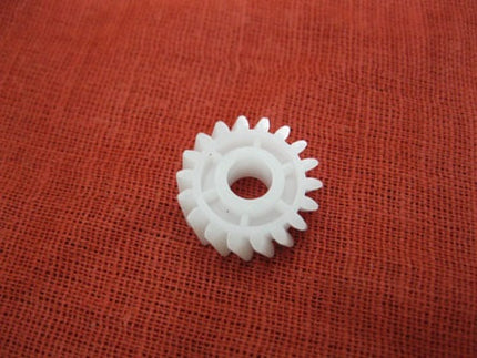 Gear, 18t (developing Section) for BIZHUB164/BIZHUB165/BIZHUB184/BIZHUB185/BIZHUB195/BIZHUB215/BIZHUB235/BIZHUB7718/BIZHUB7719/BIZHUB7721/BIZHUB7723/BIZHUB7818