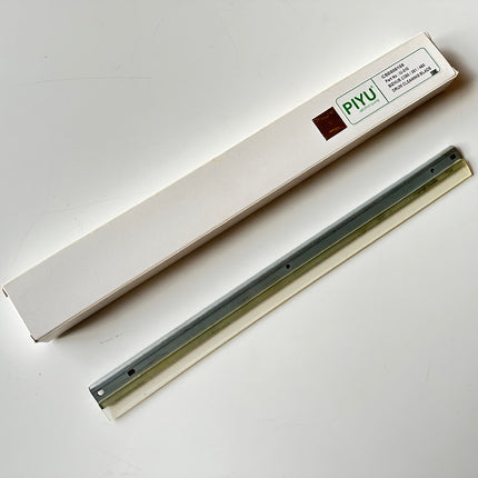 Drum Cleaning Blade for BIZHUBC350/BIZHUBC351/BIZHUBC450/CS180/CS230/KMC230