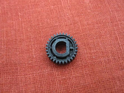 Gear, 30t Use For 10502/10512/2055DP/2070DP/2085DP/2105DP/25105/2555/2585/32105/3255/3265/3285/3355/3370