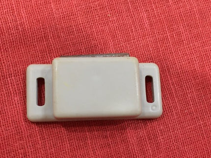Catch Magnet for CLC1120/CLC1130/CLC1150/GP605/IR105/IR105I/IR5000/IR5000I/IR5020/IR550/IR600/IR6000