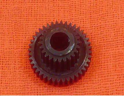 Gear, 24t/40t (waste Toner Drive Ass’y) for GP605/IR105/IR105I/IR550/IR600/IR7086/IR7095/IR7105/IR7200/IR8070/IR8500/IR9070