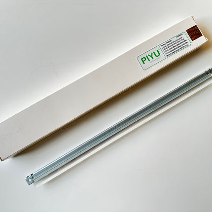 Drum Cleaning Blade for E-STUDIO2000AC/E-STUDIO2010AC/E-STUDIO2050C/E-STUDIO2051C/E-STUDIO2110AC/E-STUDIO2500AC/E-STUDIO2505AC/E-STUDIO2510AC/E-STUDIO2550C/E-STUDIO2551C/E-STUDIO2555C/E-STUDIO2610AC