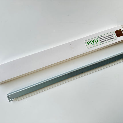 Transfer Cleaning Blade for LASERJETMANAGEDMFPE87640Z/LASERJETMANAGEDMFPE87650Z/LASERJETMANAGEDMFPE87660Z