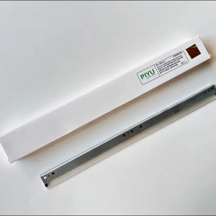 Drum Cleaning Blade for BIZHUBC200/BIZHUBC203/BIZHUBC220/BIZHUBC250/BIZHUBC252/BIZHUBC253/BIZHUBC280/BIZHUBC300/BIZHUBC352/BIZHUBC353/BIZHUBC360/CS163