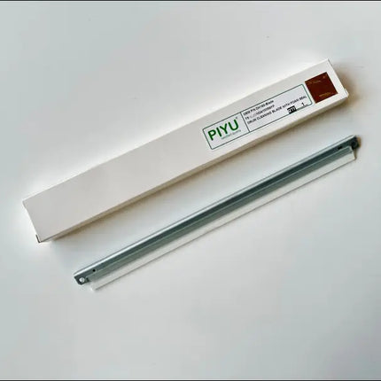 Drum Cleaning Blade for ECOSYSM2035DN/ECOSYSM2135DN/ECOSYSM2535DN/ECOSYSM3550IDN/ECOSYSP2135D/ECOSYSP2135DN/FS1024MFP/FS1025MFP/FS1028MFP/FS1035MFP/FS1100MFP/FS1124MFP