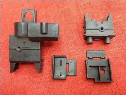 End Block With Cover , Rear/front Use For 10502/2055DP/2070DP/2085DP/2105DP/25105/2555/2560/2575/2585/32105/3255