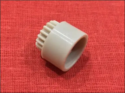 Gear, 18t (waste Toner Drive Ass’y) for GP605/IR105/IR105I/IR550/IR600/IR7086/IR7095/IR7105/IR7200/IR8070/IR8500/IR9070