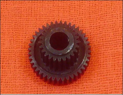 Gear, 24t/40t (waste Toner Drive Ass’y) for GP605/IR105/IR105I/IR550/IR600/IR7086/IR7095/IR7105/IR7200/IR8070/IR8500/IR9070