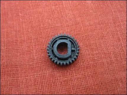 Gear, 30t Use For 10502/10512/2055DP/2070DP/2085DP/2105DP/25105/2555/2585/32105/3255/3265/3285/3355/3370