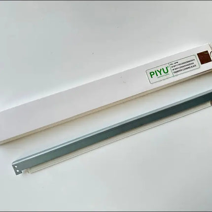 Transfer Cleaning Blade for LASERJETMANAGEDMFPE87640Z/LASERJETMANAGEDMFPE87650Z/LASERJETMANAGEDMFPE87660Z